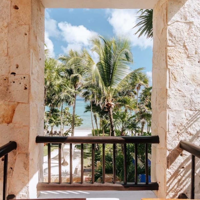 6-Bedroom Beachfront Villa in Akumal