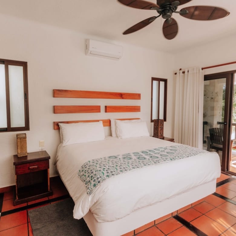 6-Bedroom Beachfront Villa in Akumal