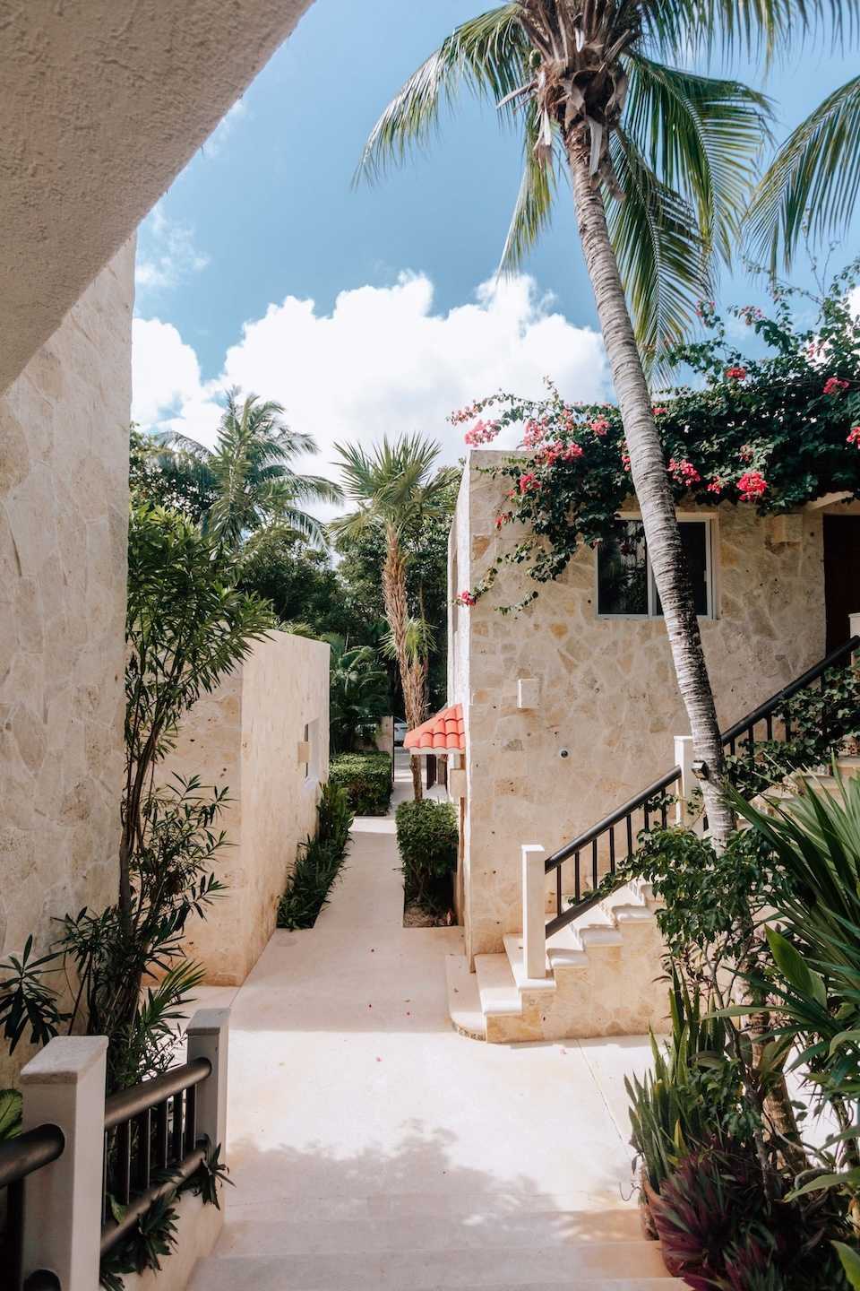 6-Bedroom Beachfront Villa in Akumal