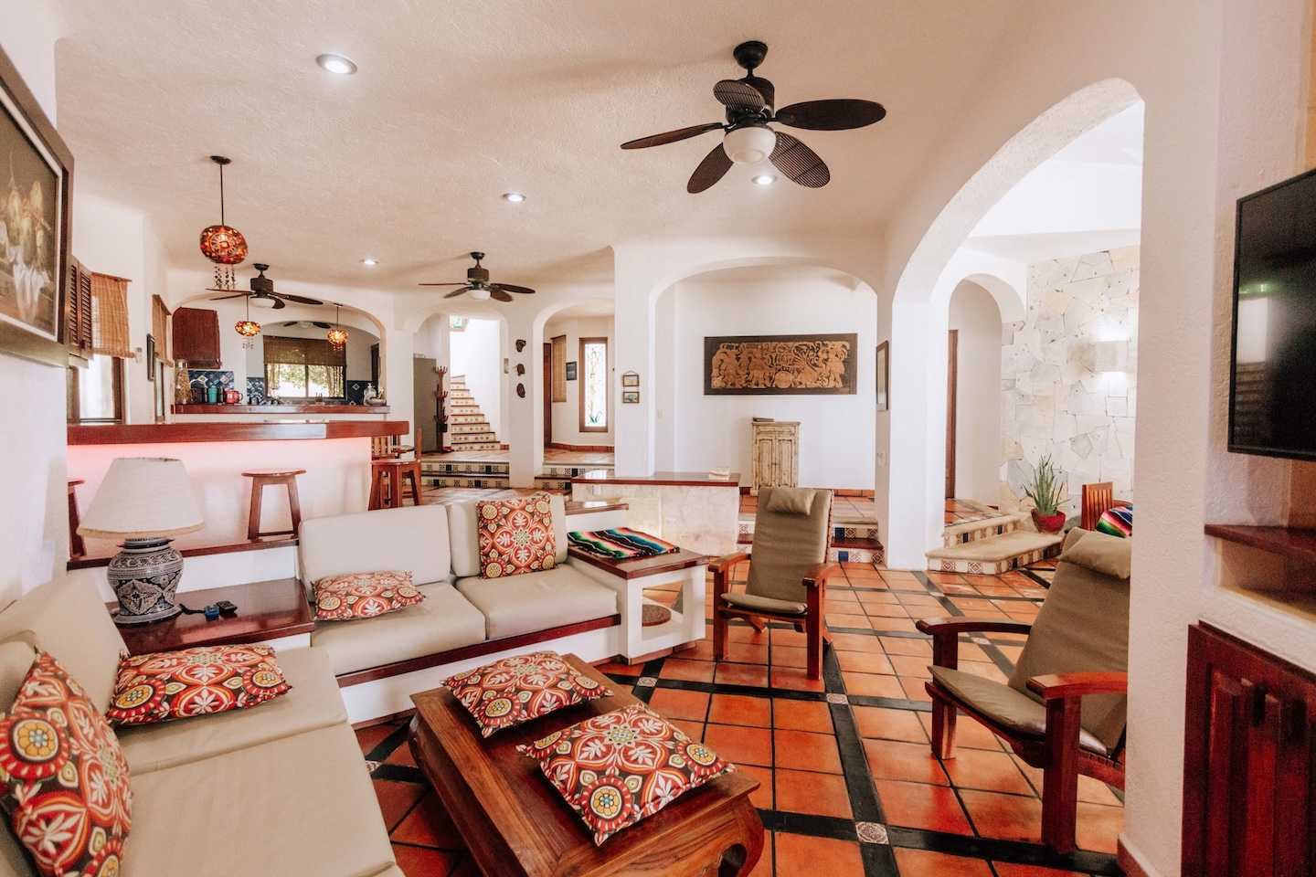 6-Bedroom Beachfront Villa in Akumal