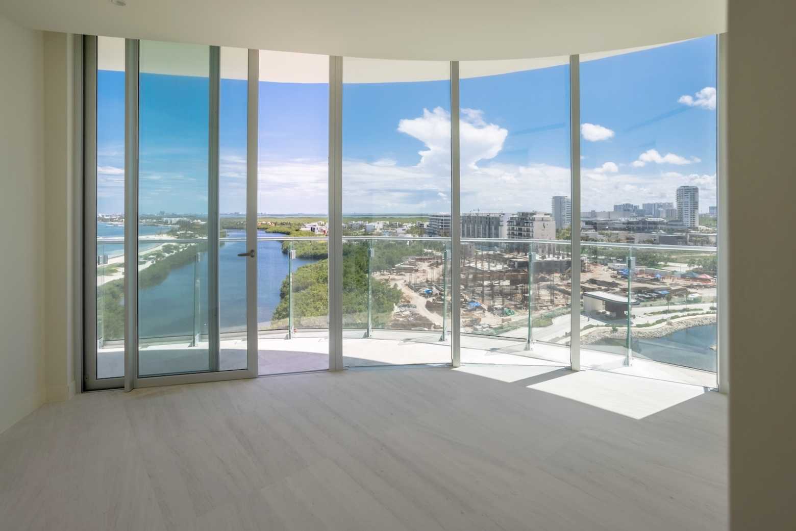 SLS Beach: 4-Bedroom Beachfront Residence in Cancún