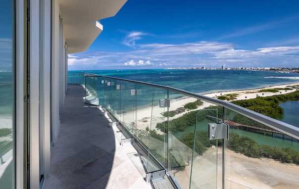 SLS Beach: 4-Bedroom Beachfront Residence in Cancún