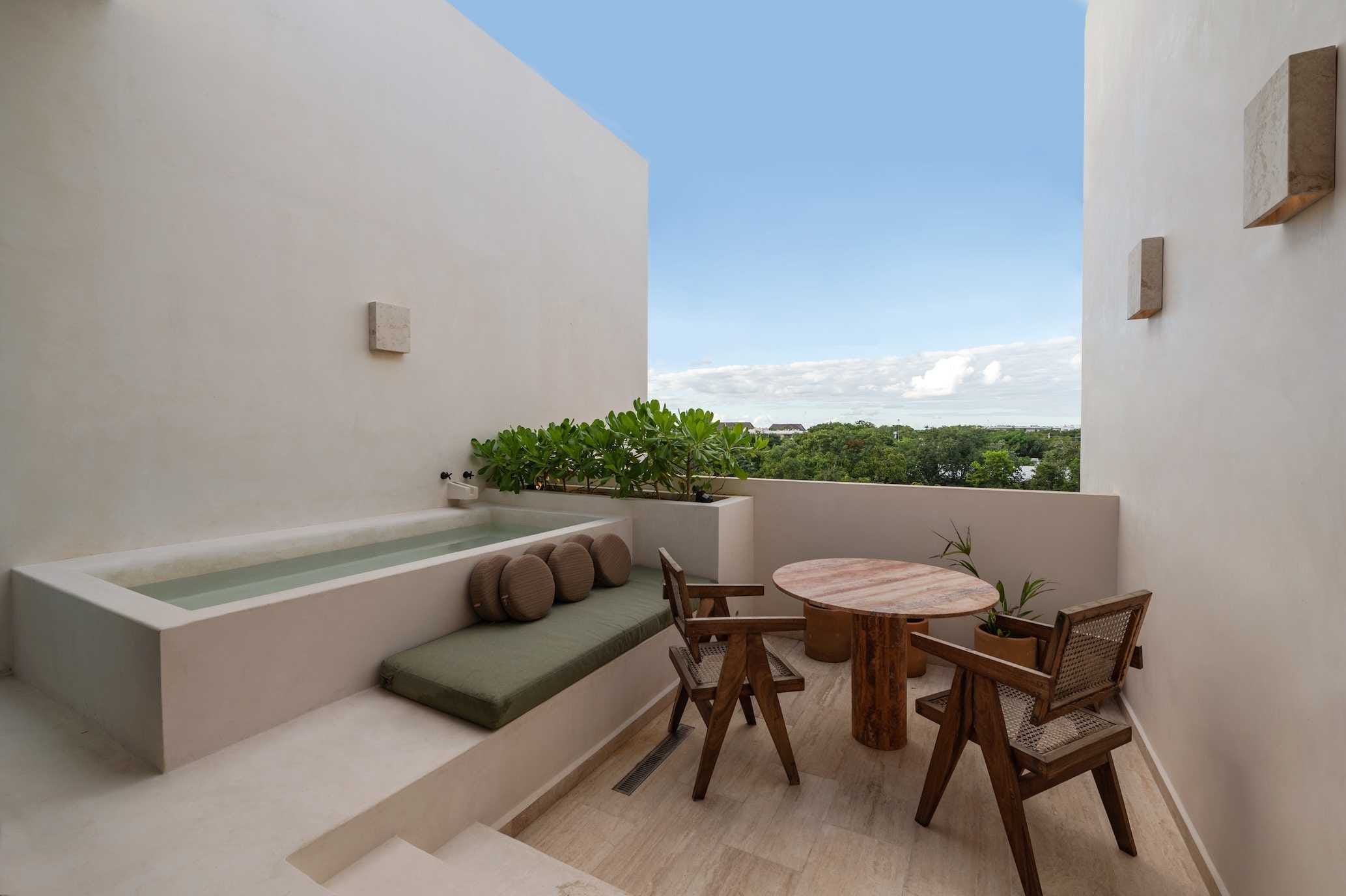 Studio and 1-bedroom condos for sale in La Veleta, Tulum
