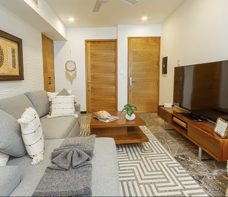 IT Beach: 2-Bedroom Beachfront Condo with a Lock-Off in Playa del Carmen
