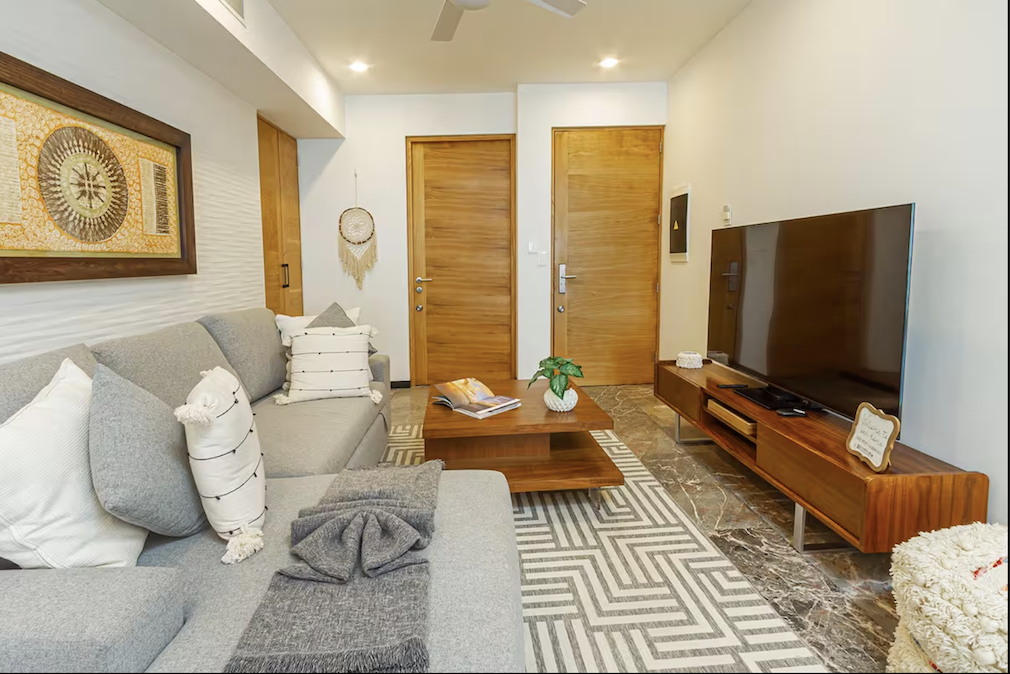 IT Beach: 2-Bedroom Beachfront Condo with a Lock-Off in Playa del Carmen