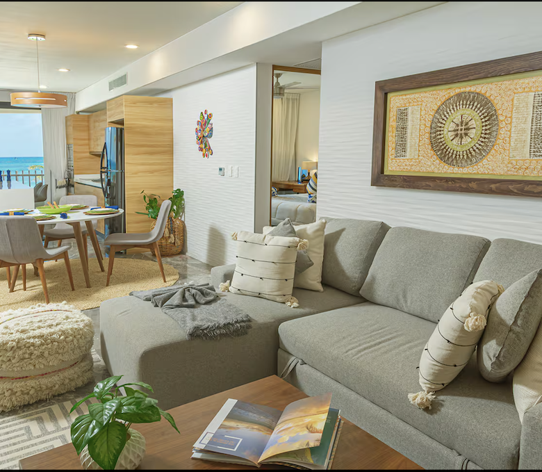 IT Beach: 2-Bedroom Beachfront Condo with a Lock-Off in Playa del Carmen