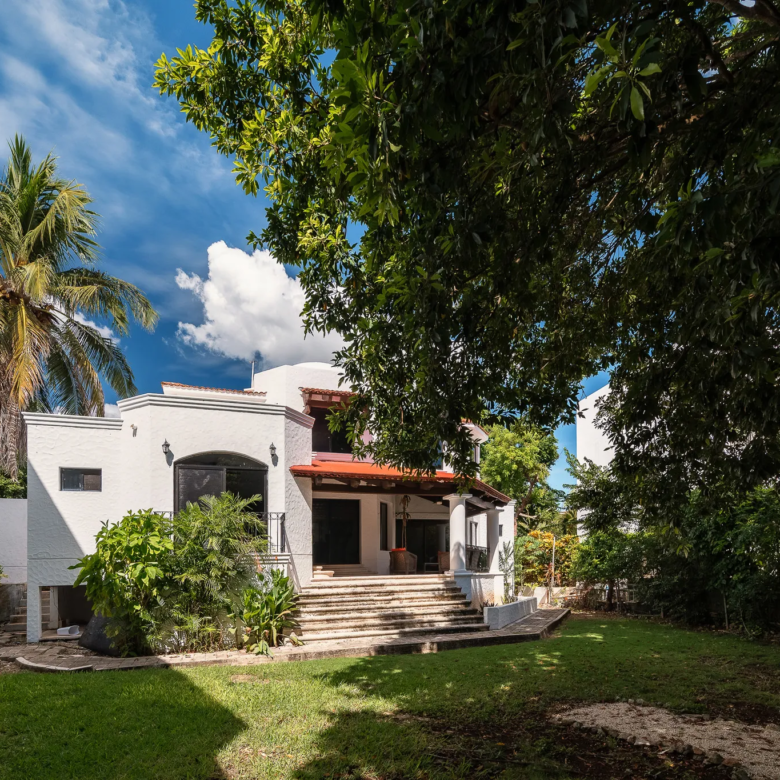 Casa Marita 4—Bedroom Hacienda for sale in Playacar Phase II