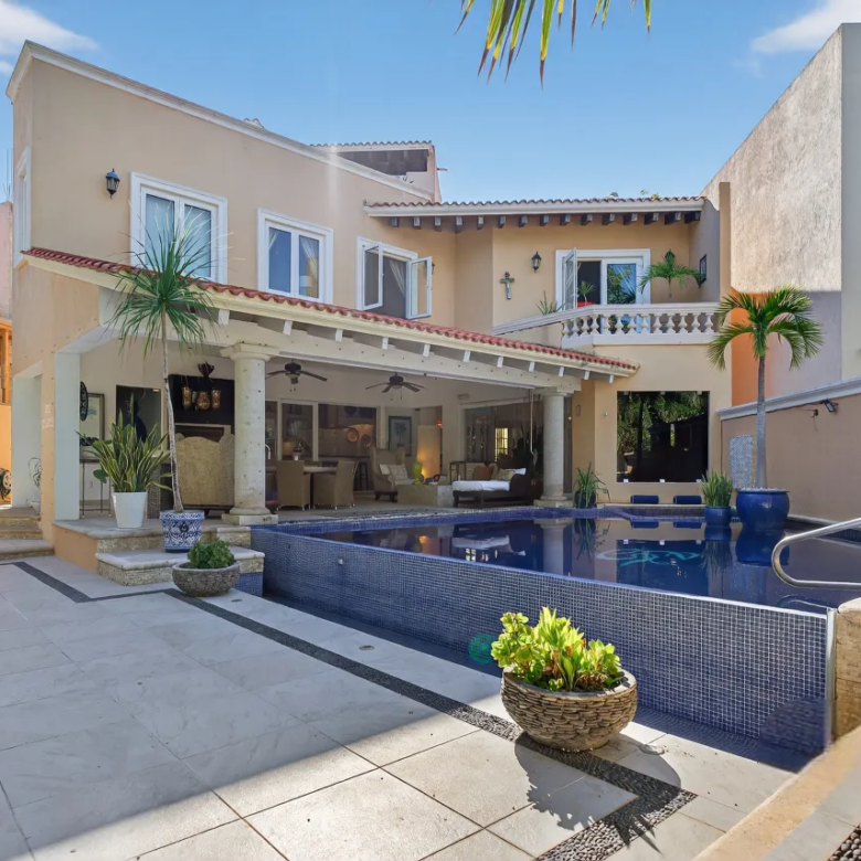 3-Bedroom Golf Villa in Puerto Aventuras