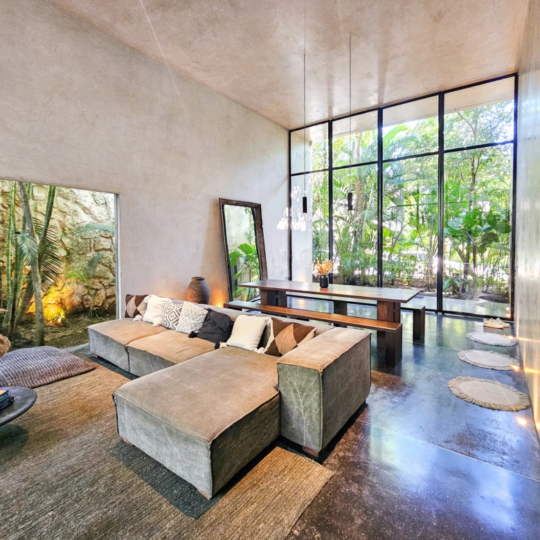 Casa Aviv: 4-Bedroom Villa in Aldea Zama, Tulum