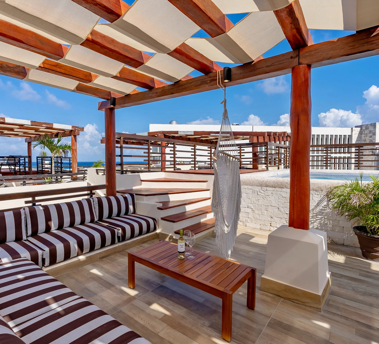 3-Bedroom Penthouse at Mamitas Beach, Playa del Carmen