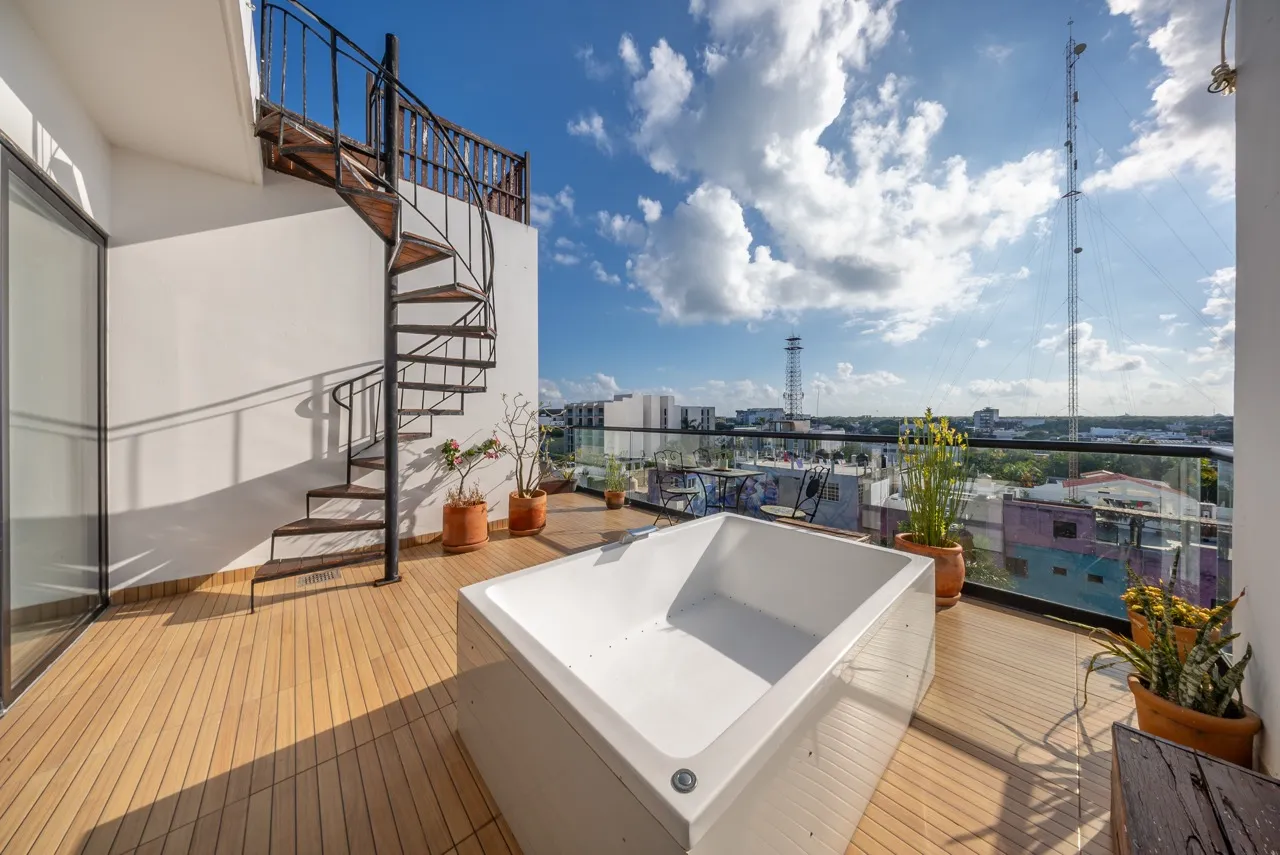 3-Bedroom Lock-Off Penthouse in Icono Playa, Playa del Carmen