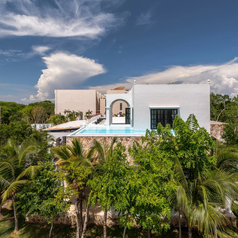 Rae’s Tulum — 9-Bedroom Villa in Region 8, Tulum