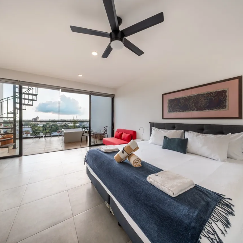 3-Bedroom Lock-Off Penthouse in Icono Playa, Playa del Carmen