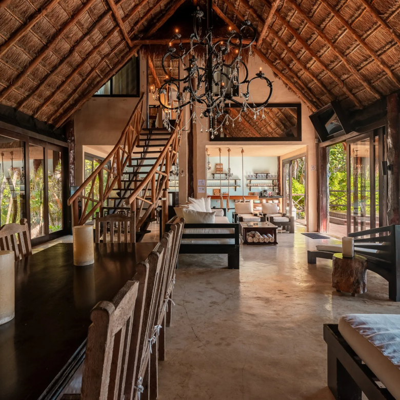 Casa Chic — 7-Bedroom Beachfront Villa in the Tulum Hotel Zone
