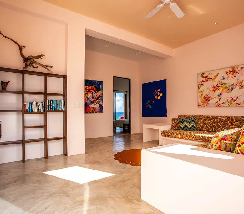 Beachfront 8-Bedroom Villa in Akumal, Punta Sur