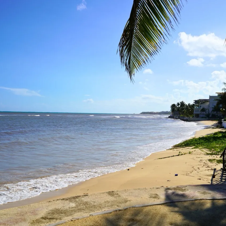 4-Bedroom Beachfront Villa in Puerto Morelos