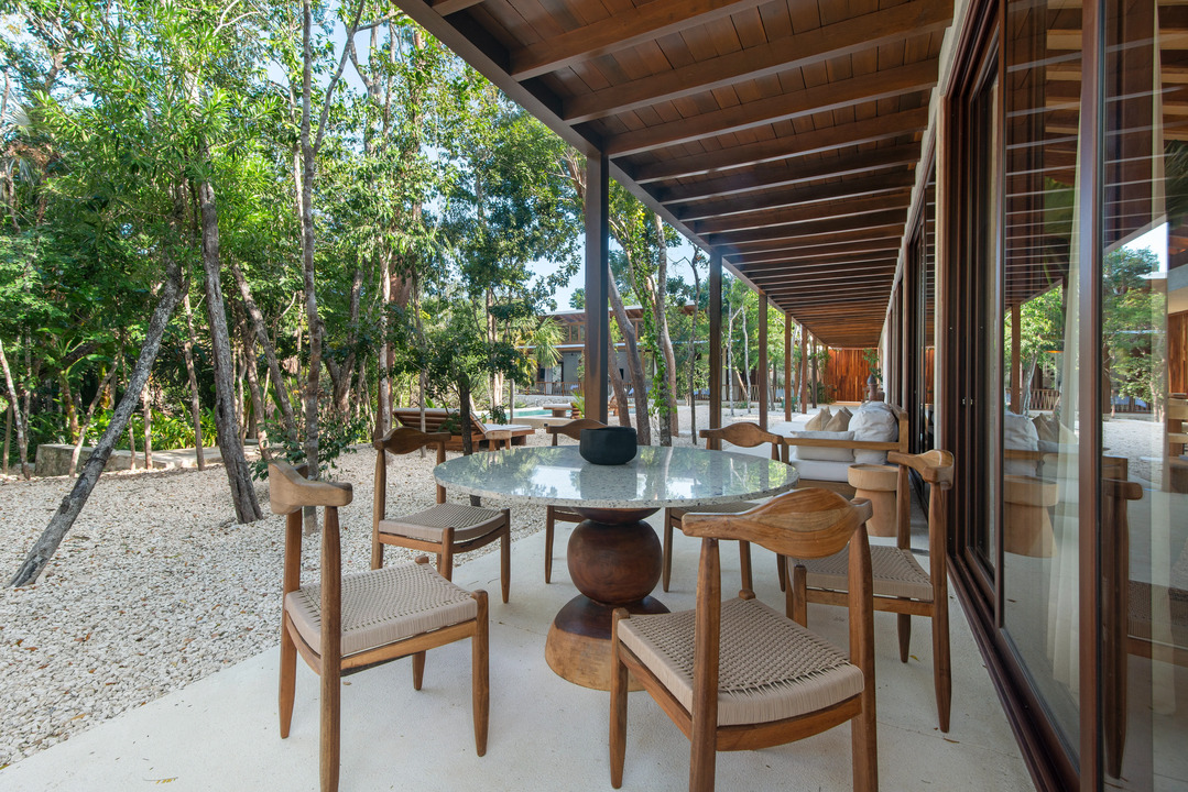 Casa Tropical — 4-Bedroom Villa in Region 8, Tulum
