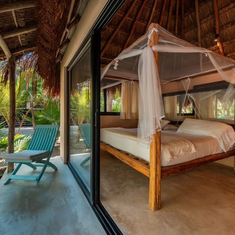 Casa Chic — 7-Bedroom Beachfront Villa in the Tulum Hotel Zone