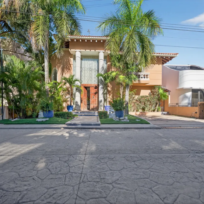 3-Bedroom Golf Villa in Puerto Aventuras
