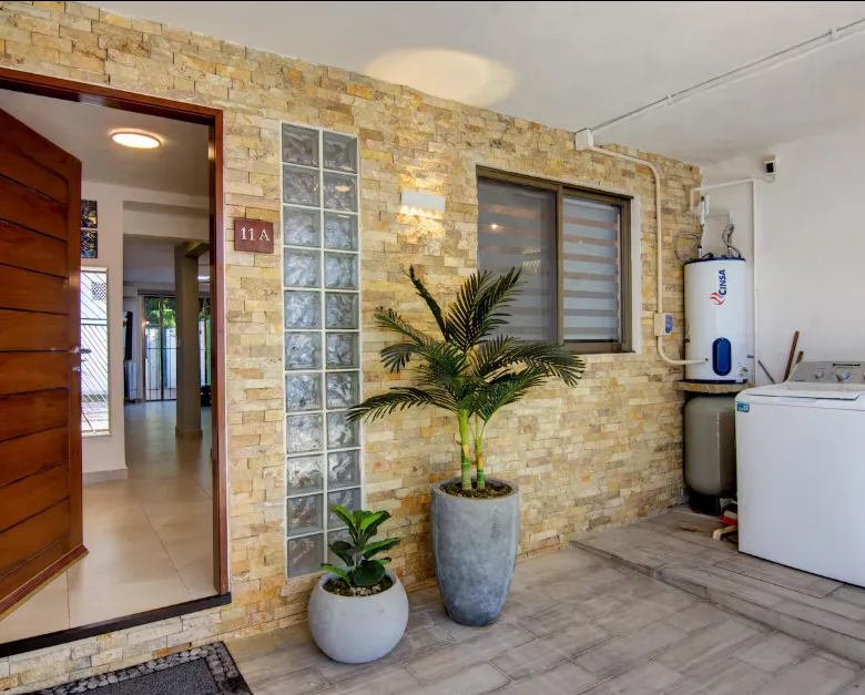 3-Bedroom House with Pool in Downtown Playa del Carmen