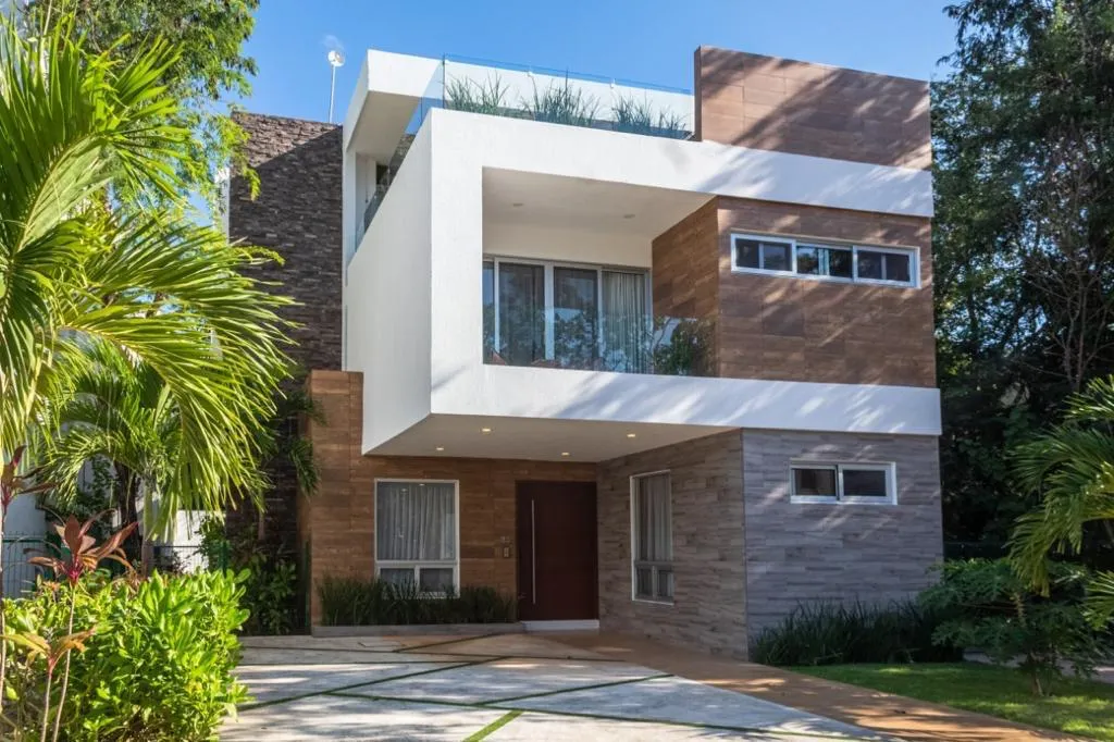 4-Bedroom Family Villa in Senderos Mayakoba, Playa del Carmen