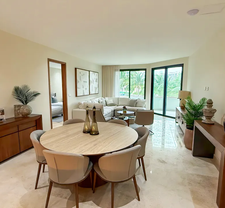Velmari: 2, 3 & 4 Bedroom Condos in Puerto Cancún