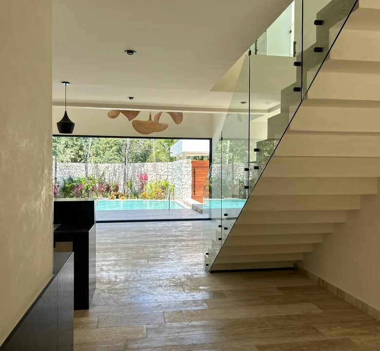 4-Bedroom Villa for sale in Tulum with Pool and Cinema