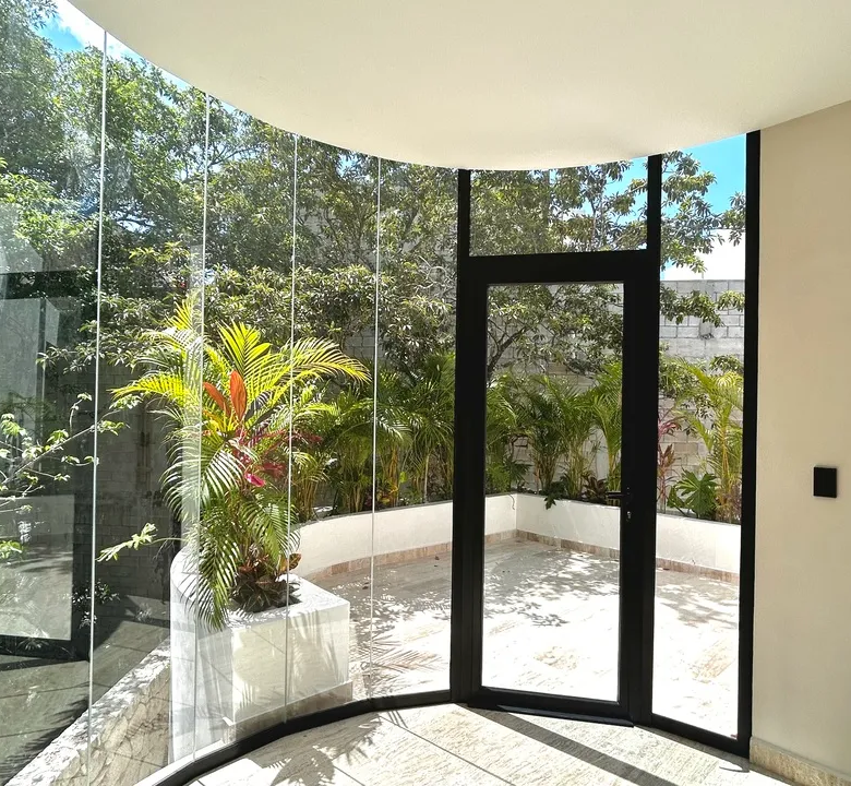 4-Bedroom Villa for sale in Tulum with Pool and Cinema