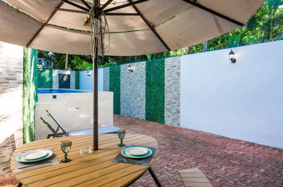 3-Bedroom House with Pool in Downtown Playa del Carmen