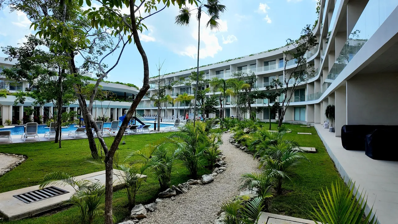 The Leaf Condos — Studio to 3-Bedroom Residences in Playacar, Playa del Carmen