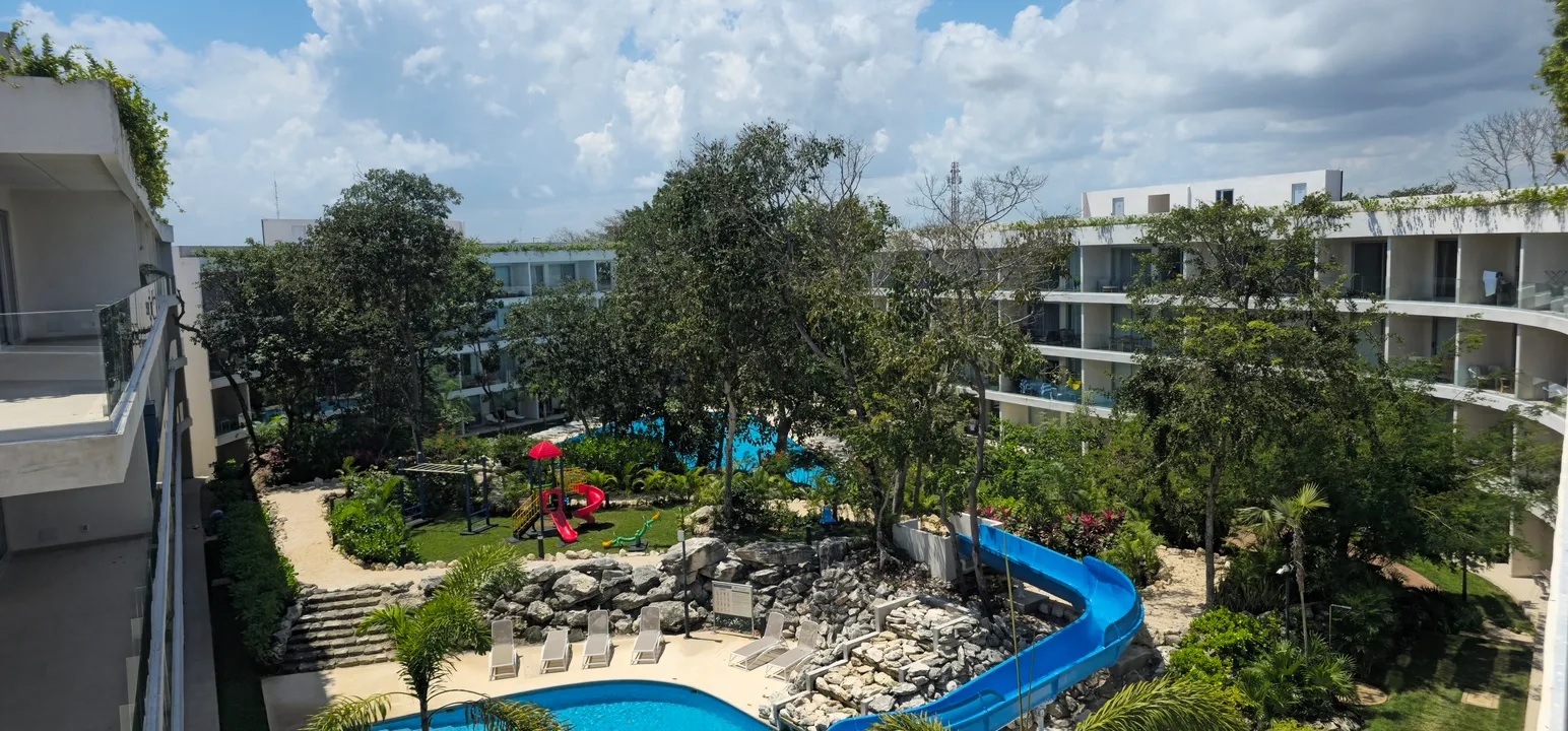 the-leaf condos for sale Playacar Playa del Carmen