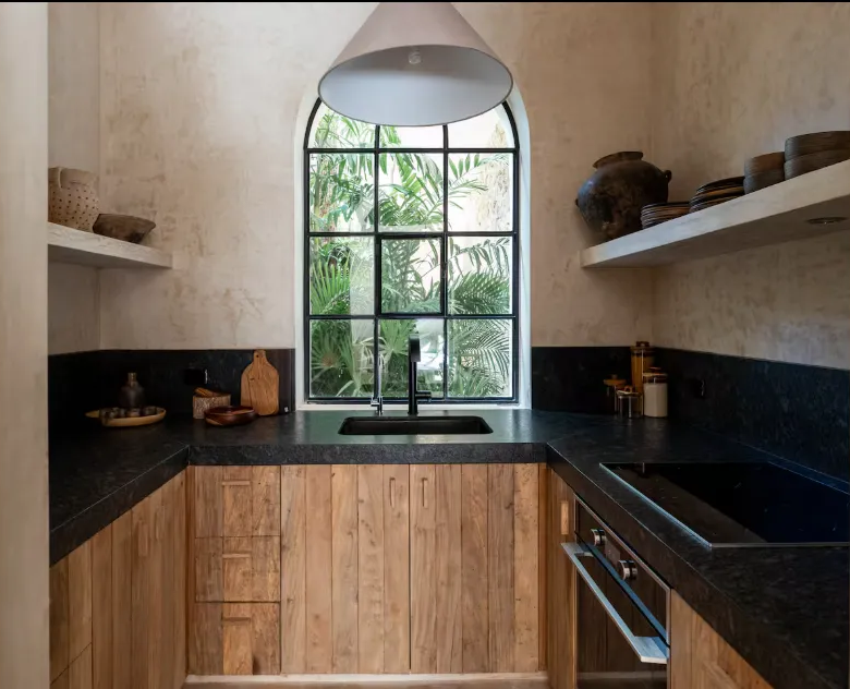 Casa Mirra: Garden-Level Apartment in La Veleta, Tulum