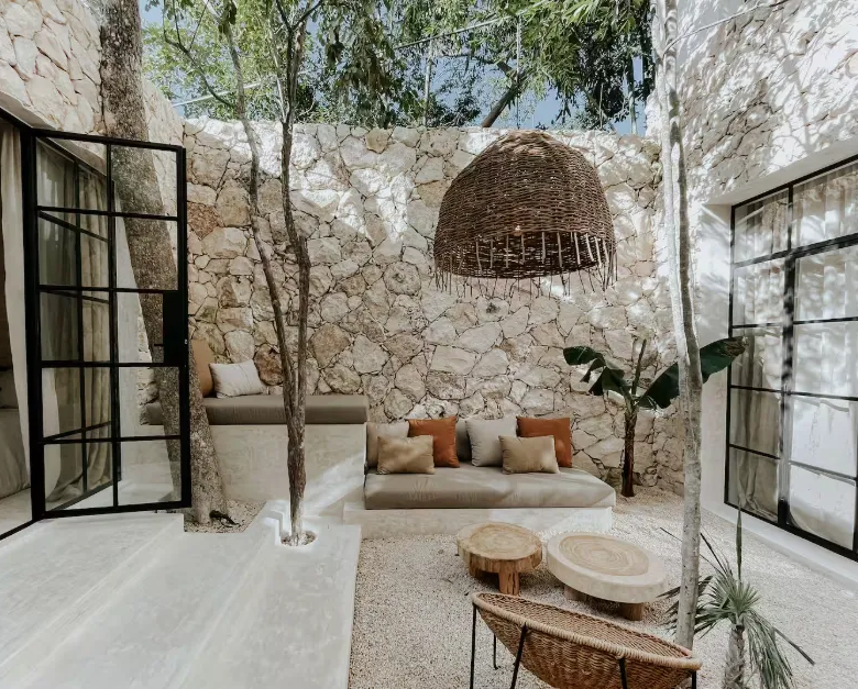 Casa Mirra: Garden-Level Apartment in La Veleta, Tulum