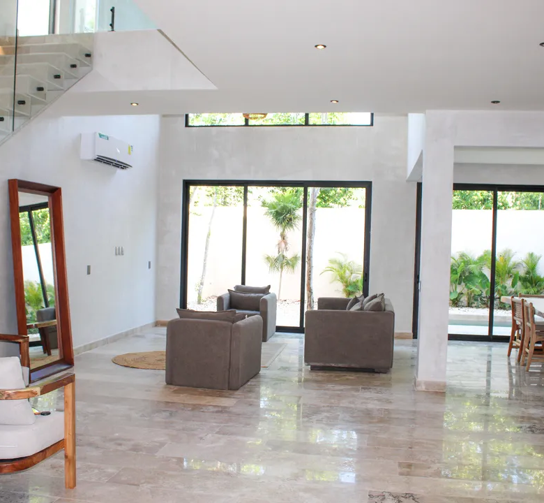 Casa Pucte Kaybe Tulum: Five-Bedroom Villa with Private Pool